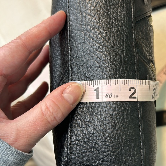 Rosetti Idris Faux Leather Crossbody Bag NWT - Picture 13 of 13